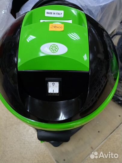 Профессиональный моющий пылесос