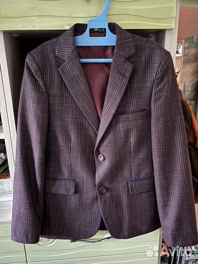 Пиджак на мальчика 146