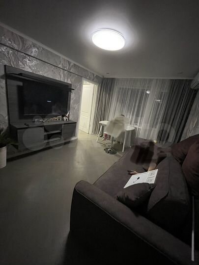 4-к. квартира, 60 м², 2/5 эт.