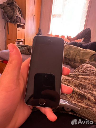 iPhone 5S, 64 ГБ