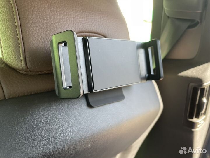 Держатель планшета для volvo