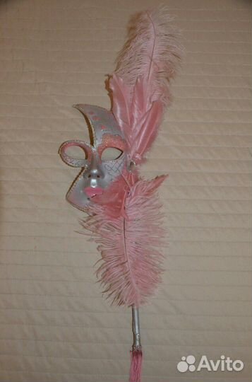 Маска маскарадная