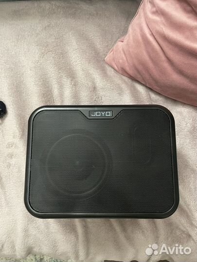 Гитарный комбоусилитель