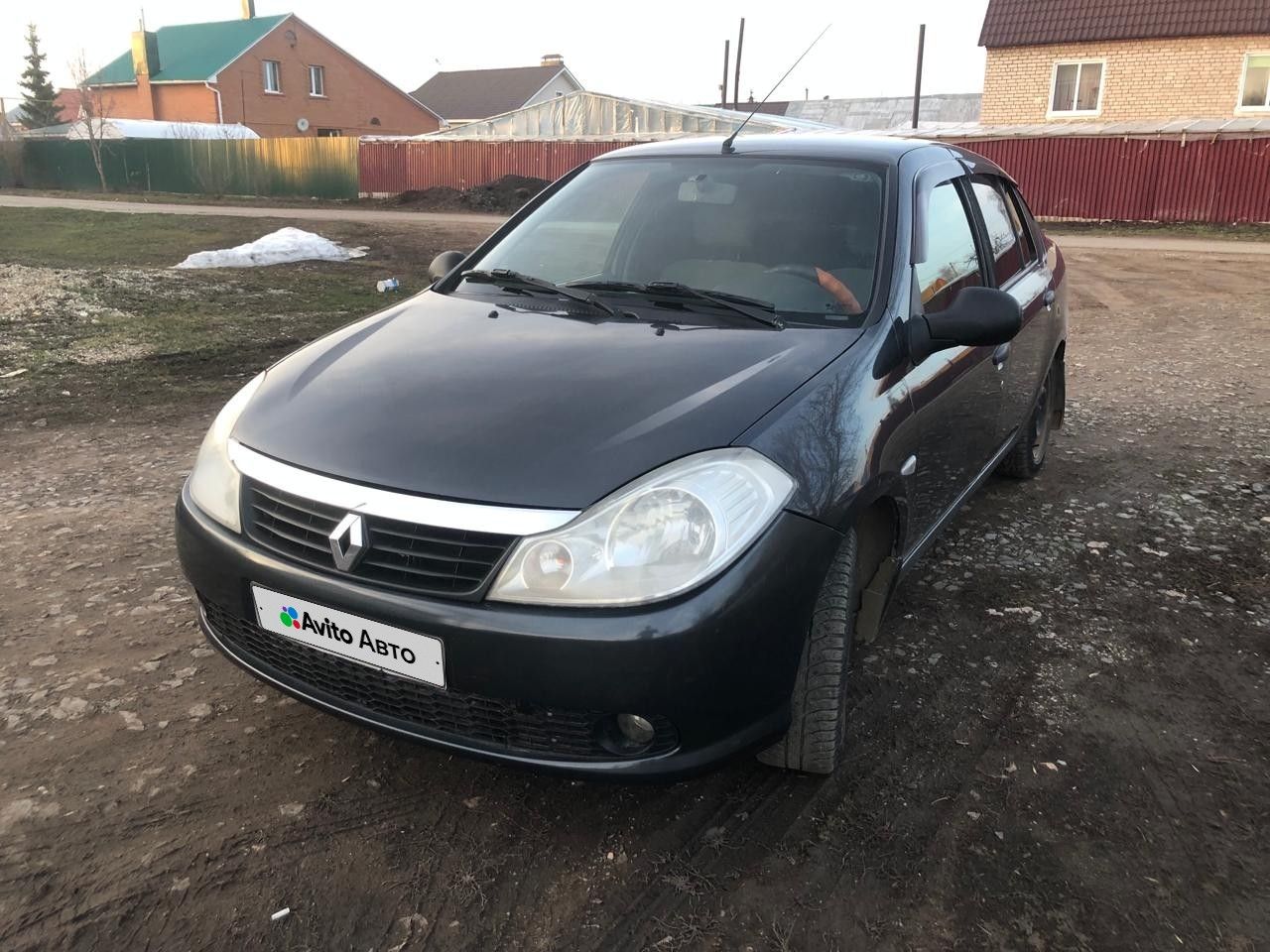 Renault Symbol: фото владельца