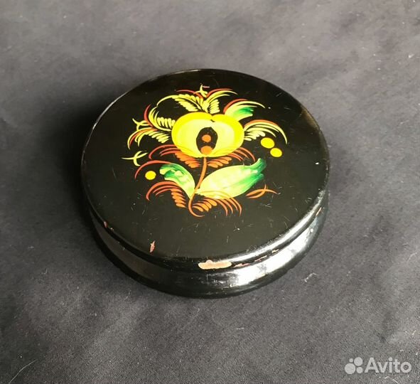 Пудреница-шкатулка