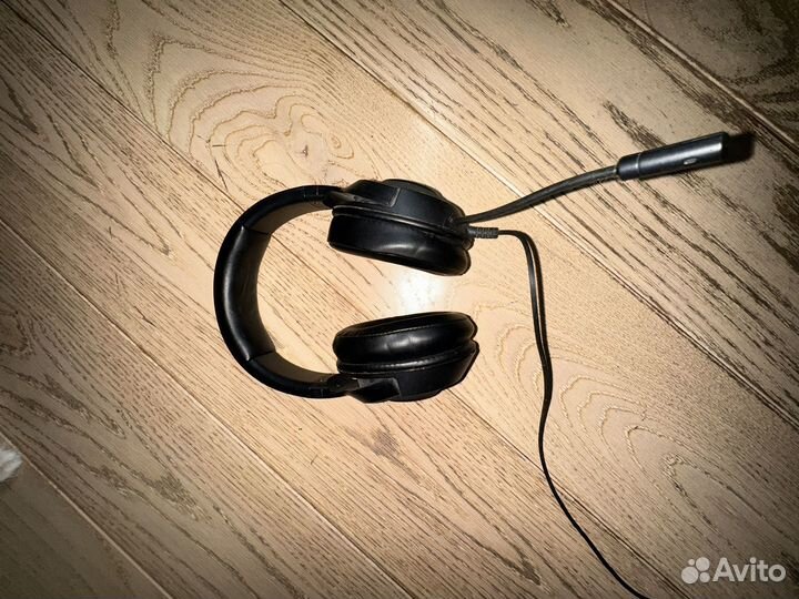 Игровые наушники razer