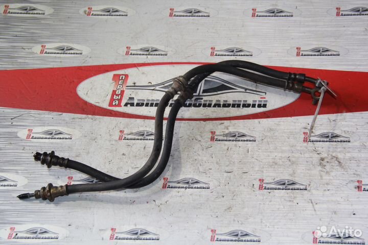 Тормозной шланг перед c Nissan Bluebird Sylphy FG1