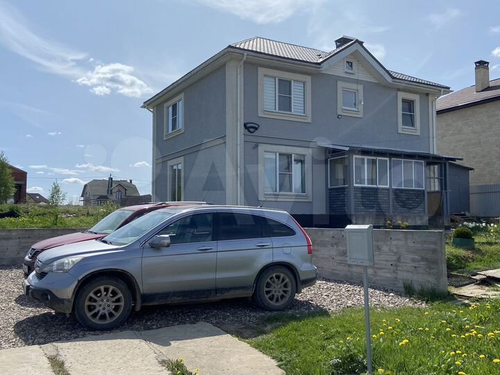 Коттедж 190 м² на участке 12 сот.