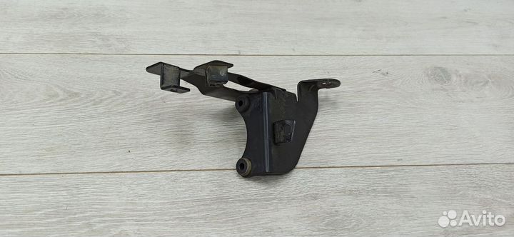 Кронштейн крепление блока ABS абс Hyundai solaris