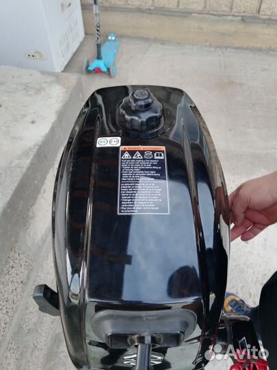 Лодка с мотором