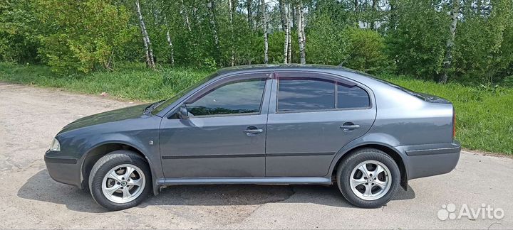 Skoda Octavia 1.6 МТ, 2008, 209 000 км
