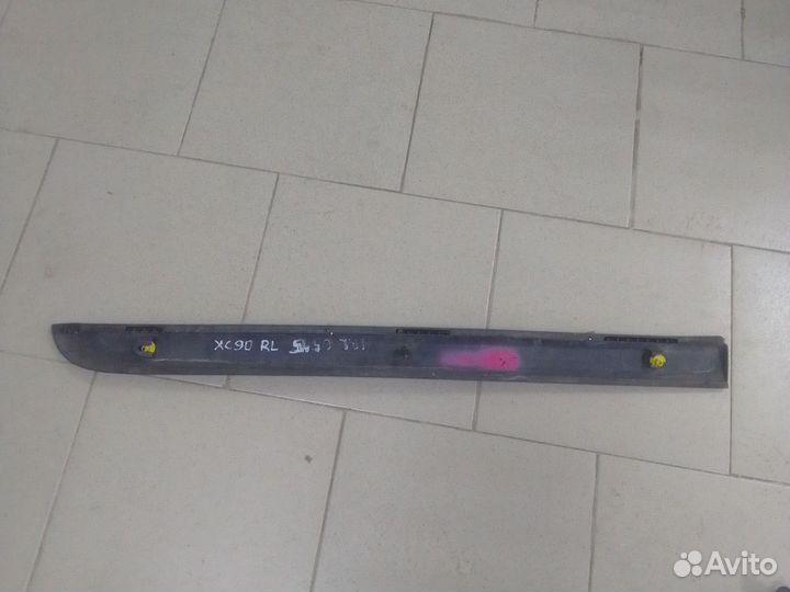 Накладка порога левая Volvo XC90