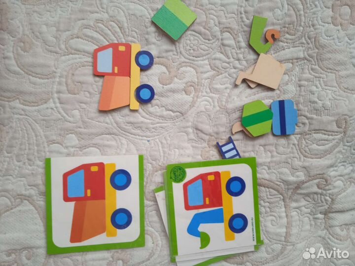 Развивающие игрушки пакетом