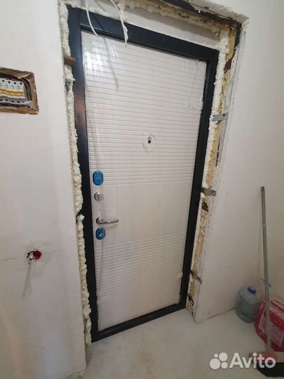 Двери входные со склада