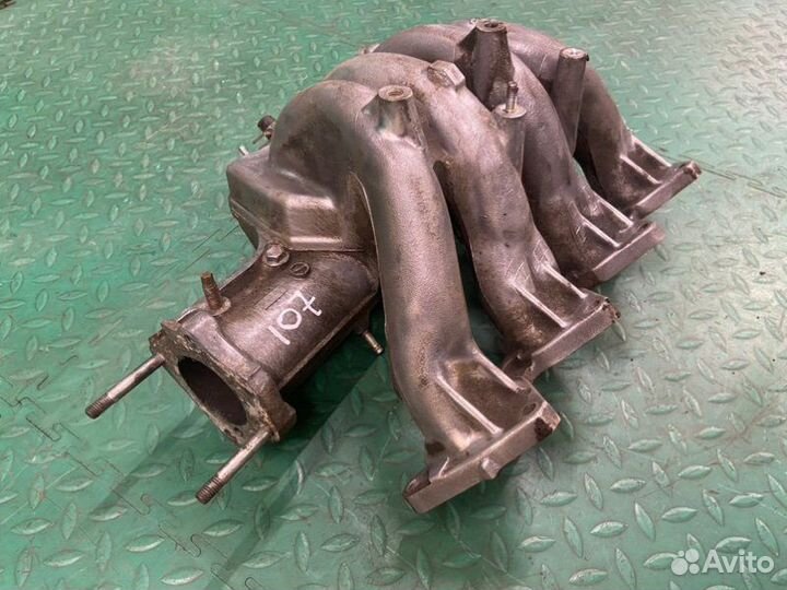 Коллектор впускной Toyota Carina E 4A-FE 1.6 1992