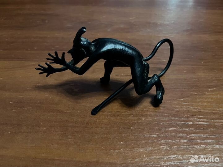 Каслинское литье чертик