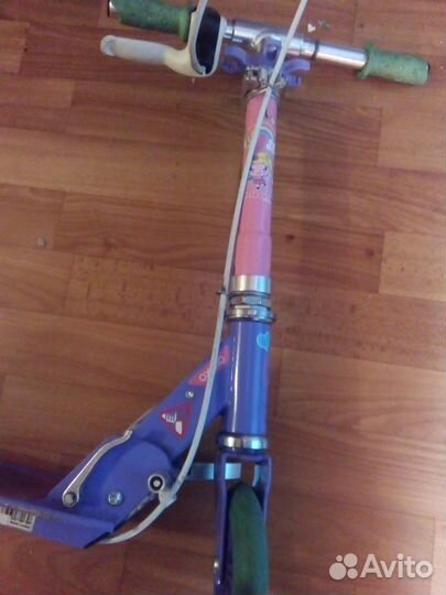 Самокат Декатлон с дополнительным тормозом