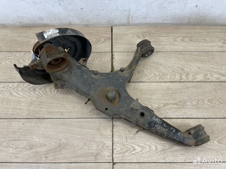 Поворотный кулак задний левый Vw Transporter T5 7H