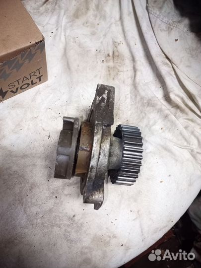 Помпа audi 80/90/100 2.2/2.3