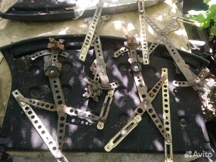 Механические стеклоподьемники на Мерседес W123