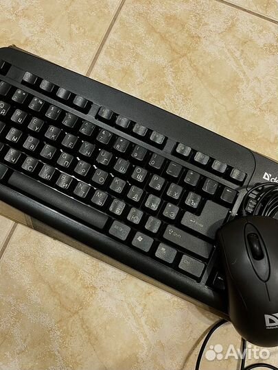 Клавиатура defender +мышь