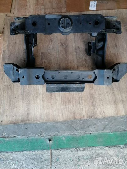 Подрамник на Noah SR50