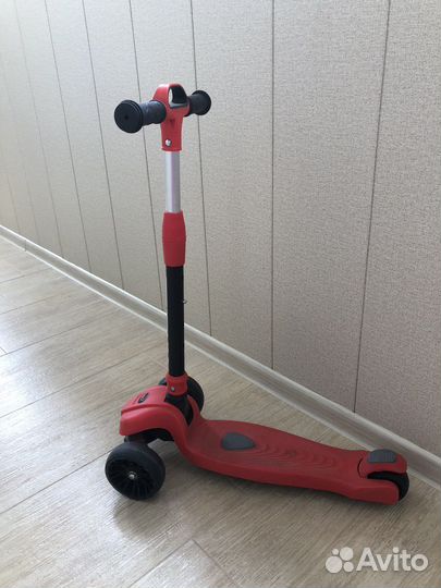 Самокат трехколесный Kreiss