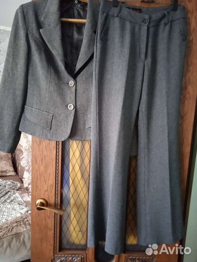 Брючный костюм женский 46