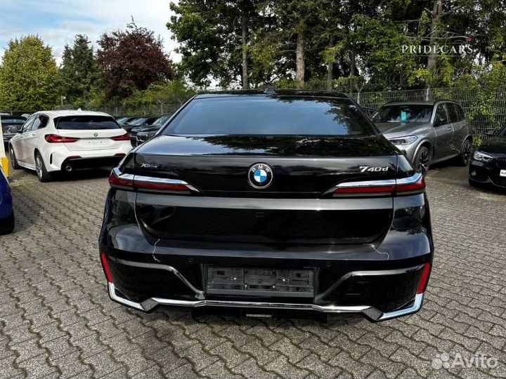 BMW 7 серия 3.0 AT, 2023, 26 894 км