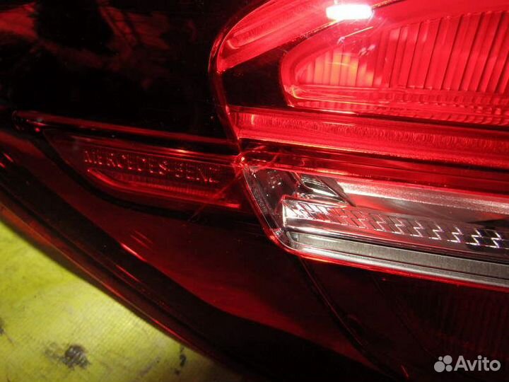 Фонарь левый Mercedes GLE- 292 15-19г 77143