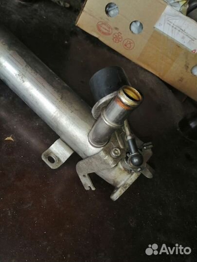 Радиатор циркуляции газов на фольксваген