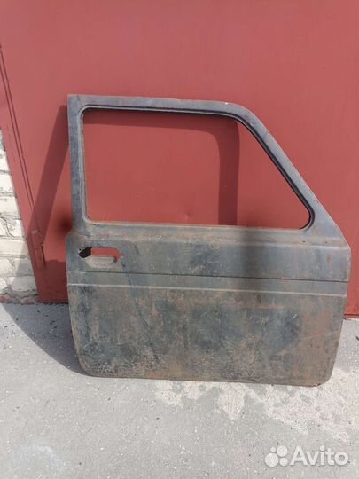 Продам дверь