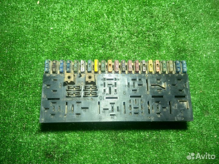 Блок предохранителей Audi 80 b3 b4 Audi 100 c3
