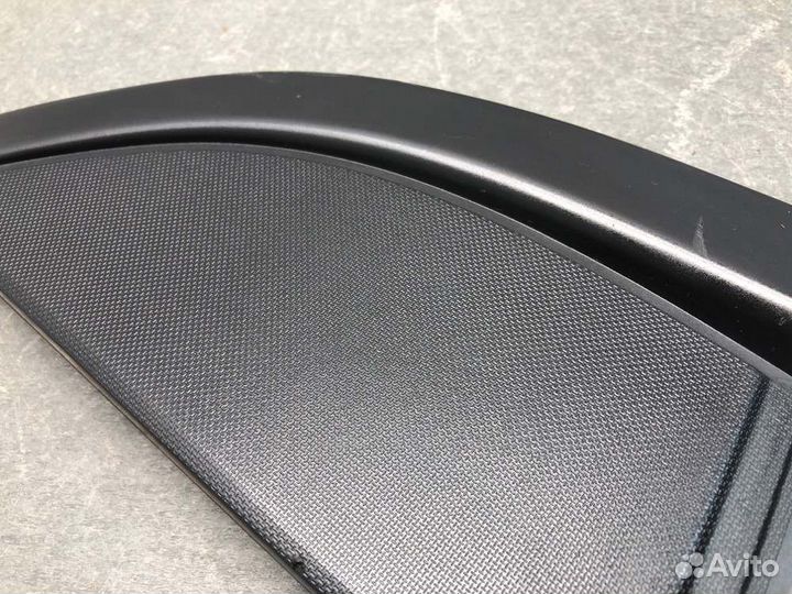 Накладка двери задняя левая Hyundai Sonata EF G4JP