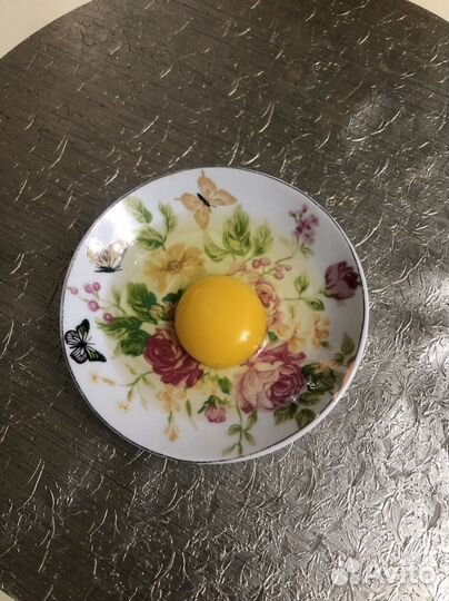 Домашние куриные яйца