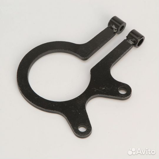 Скоба тормозного суппорта задн. Forester 200