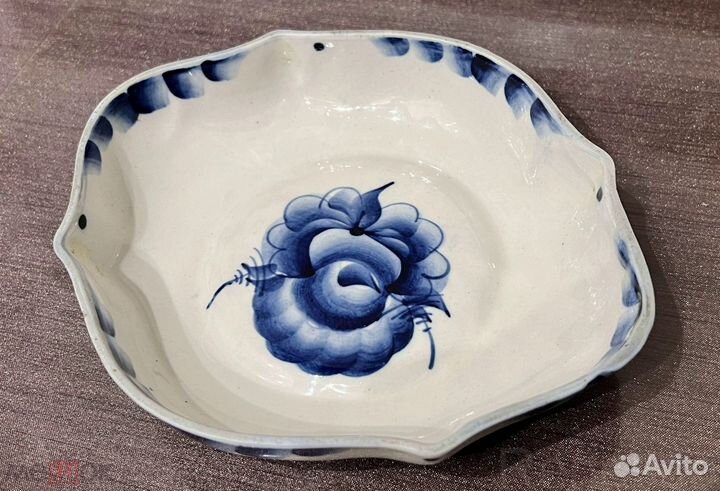 Фарфоровая фигурка. Гжель. Баянист с девушкой и др