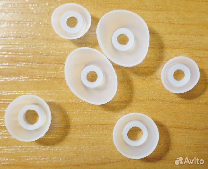 Беспроводные bluetooth наушники HTC TWS1