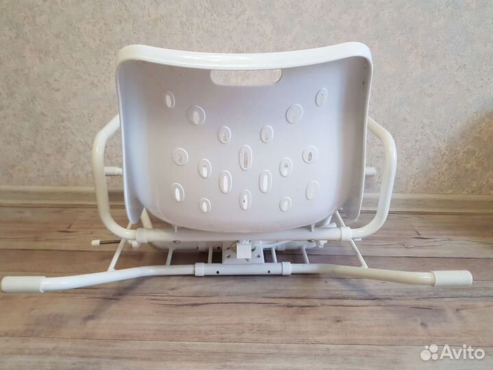 Сиденье для ванны Vermeiren Magda (стул для ванны)