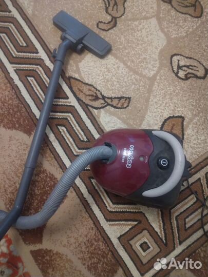 Продам пылесос