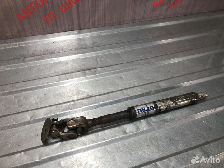 Рулевой кардан карданчик Тойота Ланд Крузер 200