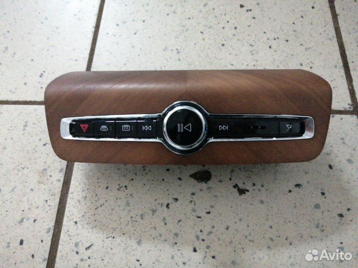 Блок управления мультимедиа передний Volvo Xc90