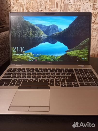 Ноутбук dell 5501 i79850/озу32gb/ssd256