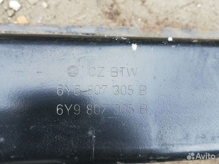 Усилитель бампера задний Шкода Фабия