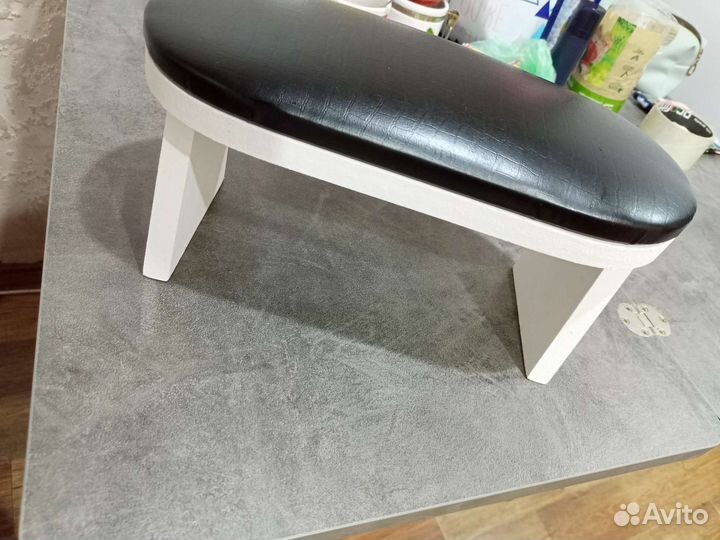 Подставка под руку для маникюра