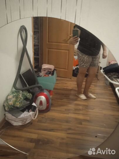 Зеркало настенное бу