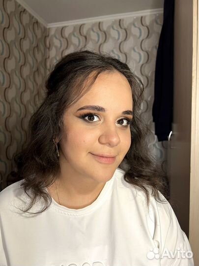 Модель на макияж