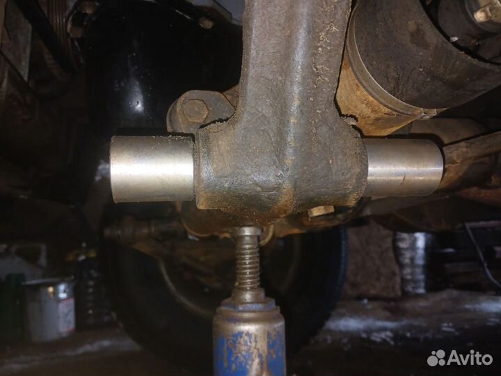 Втулки усиления нижнего рычага на ниву