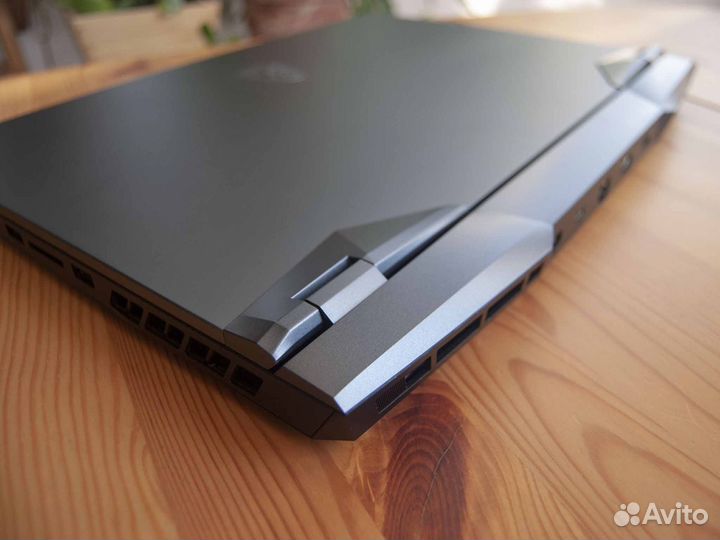 MSI GE66 Raider 10SF-016RU