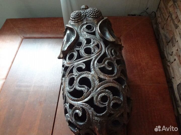 Большой слон-табуретка